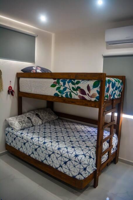 Casa Paloma 2 En Segunda Planta Cerca De Aeropuerto Y Centro Comercial Chetumal Ngoại thất bức ảnh