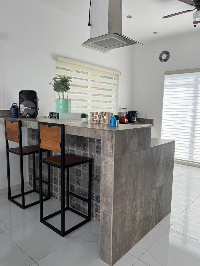 Casa Paloma 2 En Segunda Planta Cerca De Aeropuerto Y Centro Comercial Chetumal Ngoại thất bức ảnh