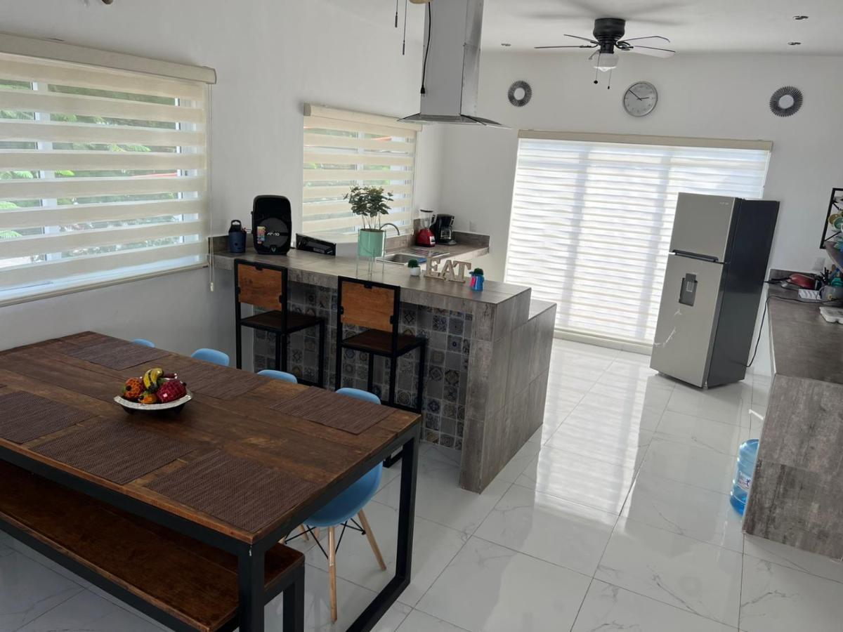 Casa Paloma 2 En Segunda Planta Cerca De Aeropuerto Y Centro Comercial Chetumal Ngoại thất bức ảnh