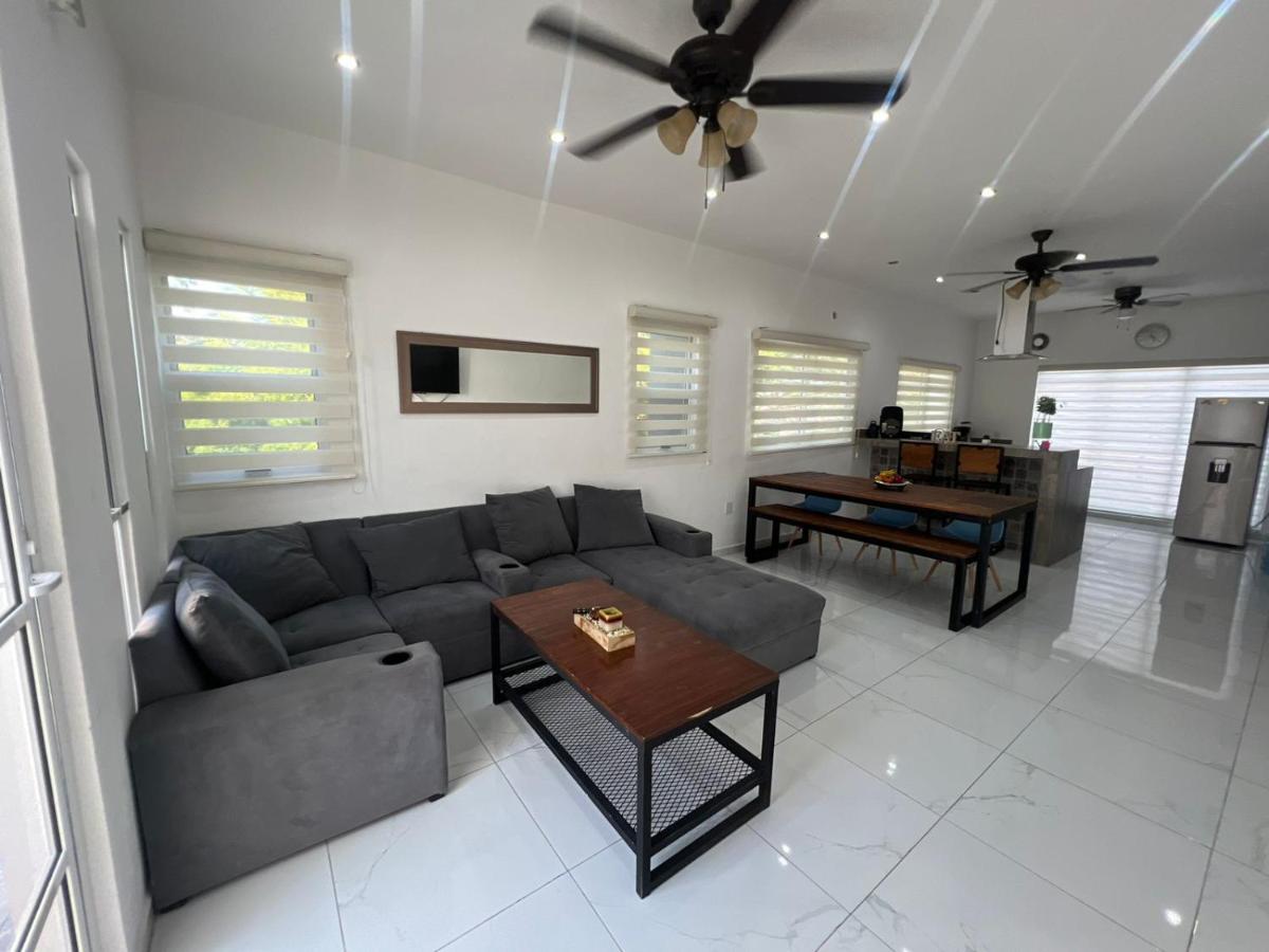 Casa Paloma 2 En Segunda Planta Cerca De Aeropuerto Y Centro Comercial Chetumal Ngoại thất bức ảnh